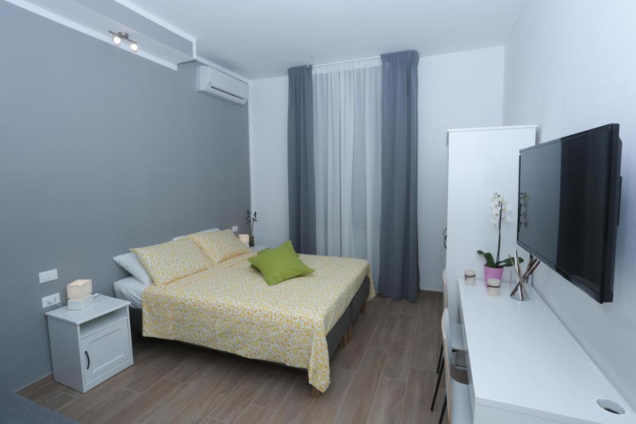 Bed and Breakfast Residenza Leone Флоренция Экстерьер фото