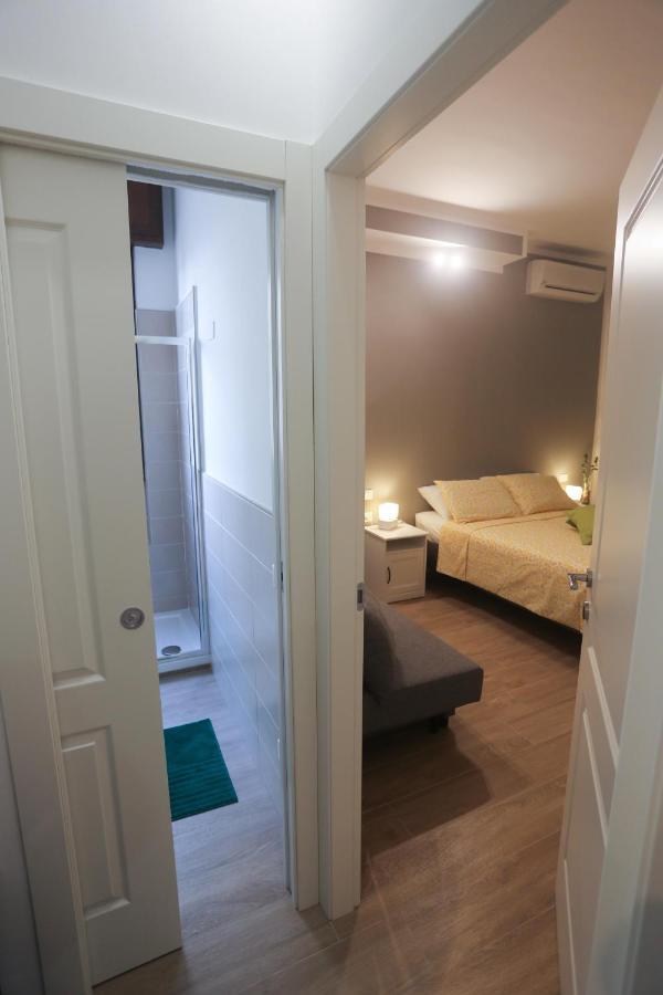 Bed and Breakfast Residenza Leone Флоренция Экстерьер фото