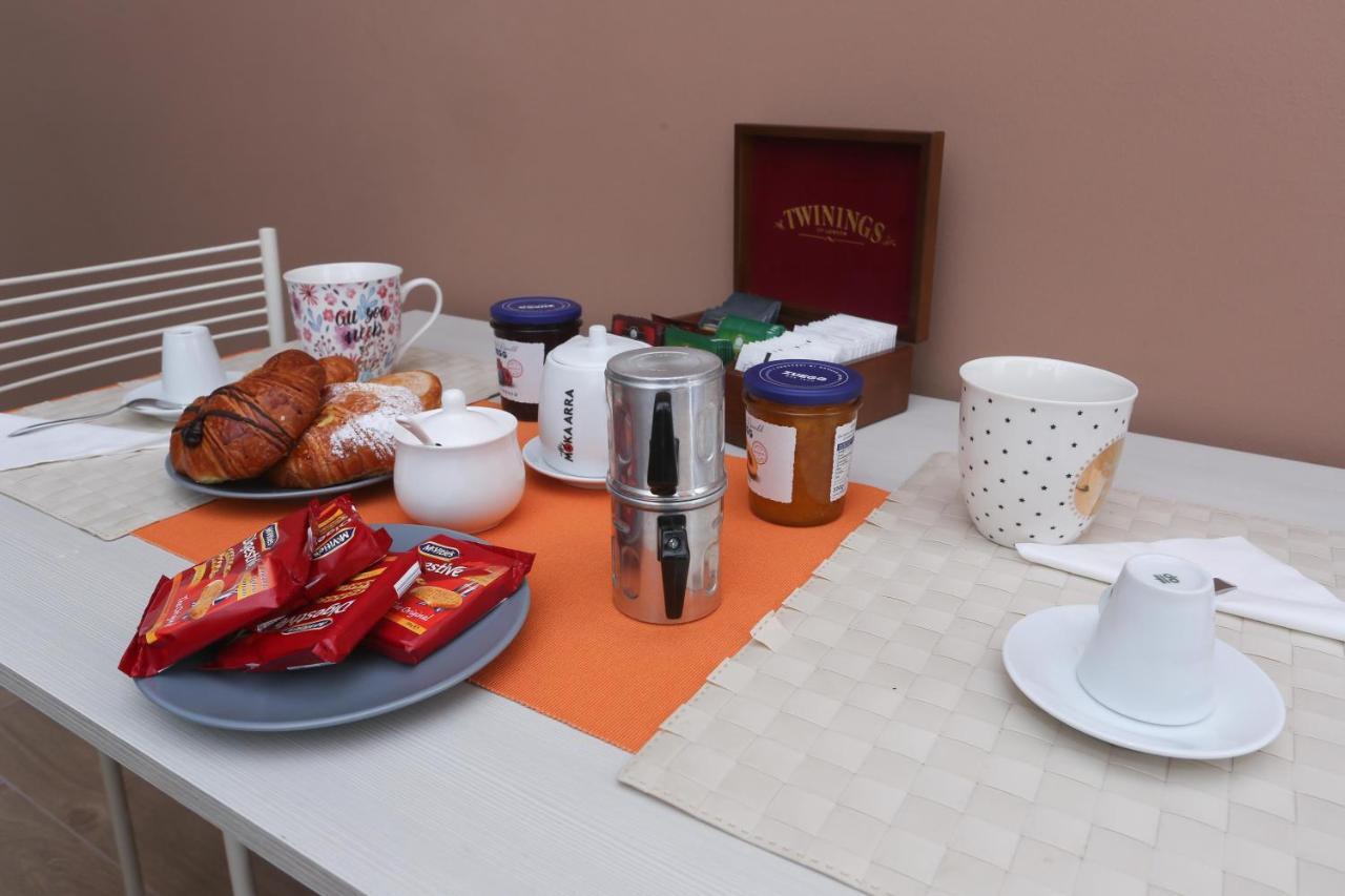 Bed and Breakfast Residenza Leone Флоренция Экстерьер фото